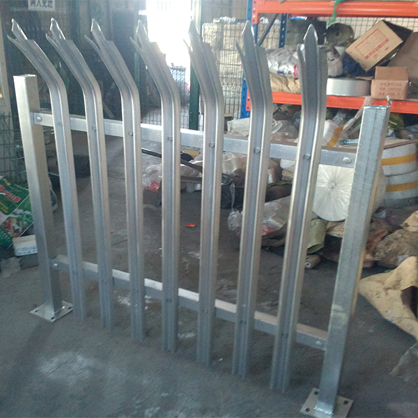 Galvanized Europe Tye Palisade Fence/ Steel Palisade Fence Designs for Sale
