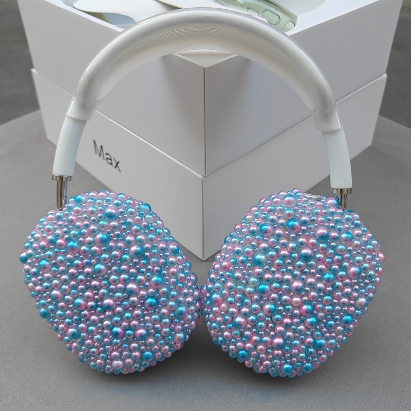 Чехол для AirPods Max с жемчужным дизайном