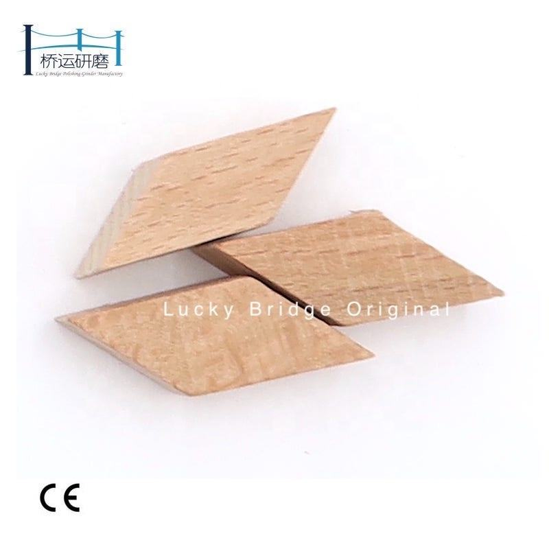 5mm 7mm Square Cubes Shape Rhombus Wooden Deburring Media Abrasive Dry Polishing Media