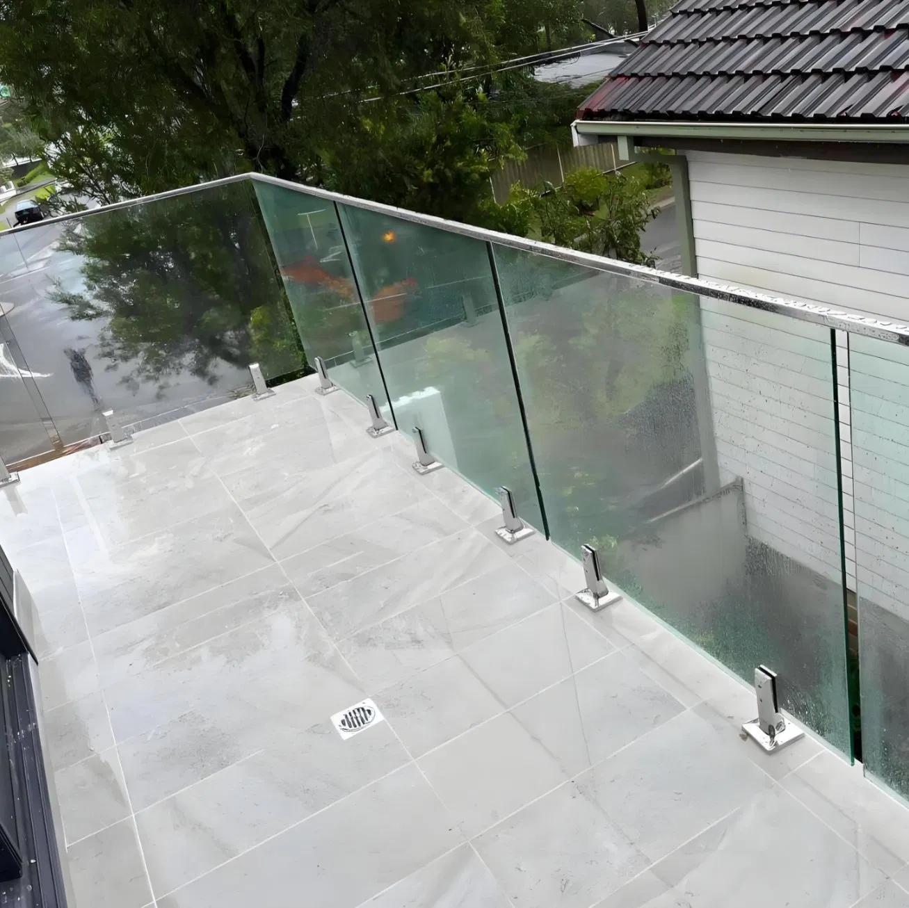 Premium Safety Laminated Glass for Guardrails and Balustrades