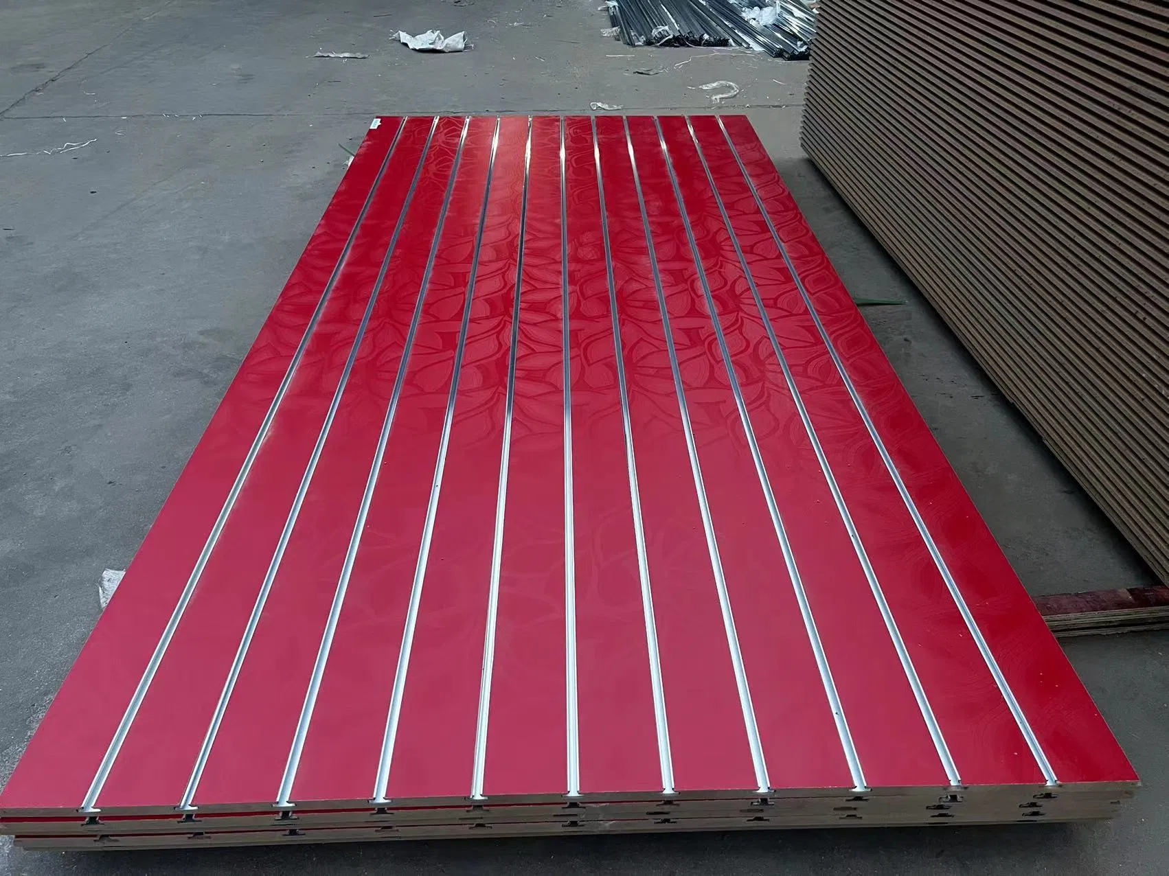 Horizontal Groove Length 2440mm Melamine Colors UV New Design MDF Slatwall Panel Slot Board