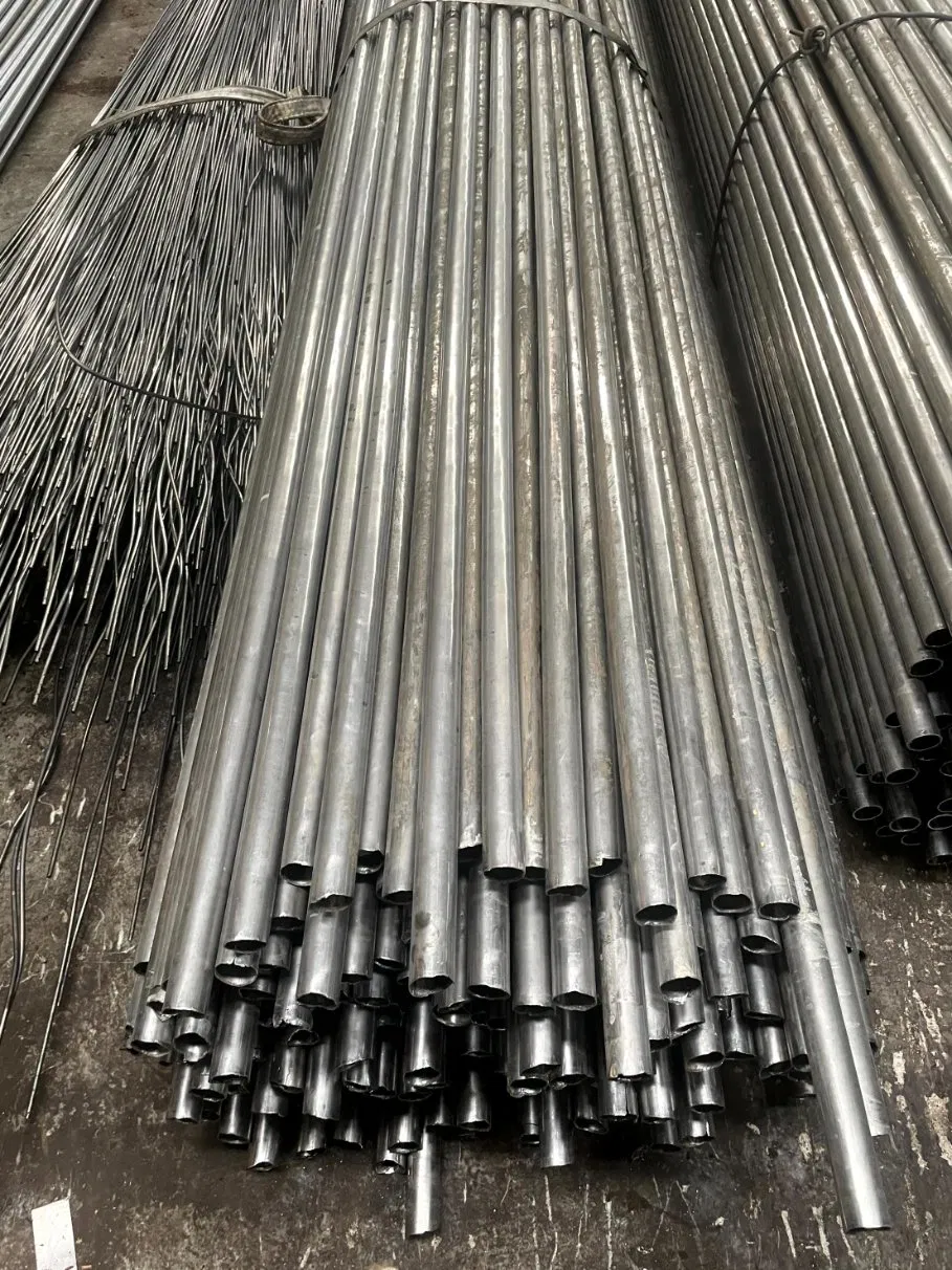 Ultra-Durable Carbon Steel Seamless Thin-Length Pressure-Proof Corrosion-Resistant Medium-Diameter Smooth Pipe