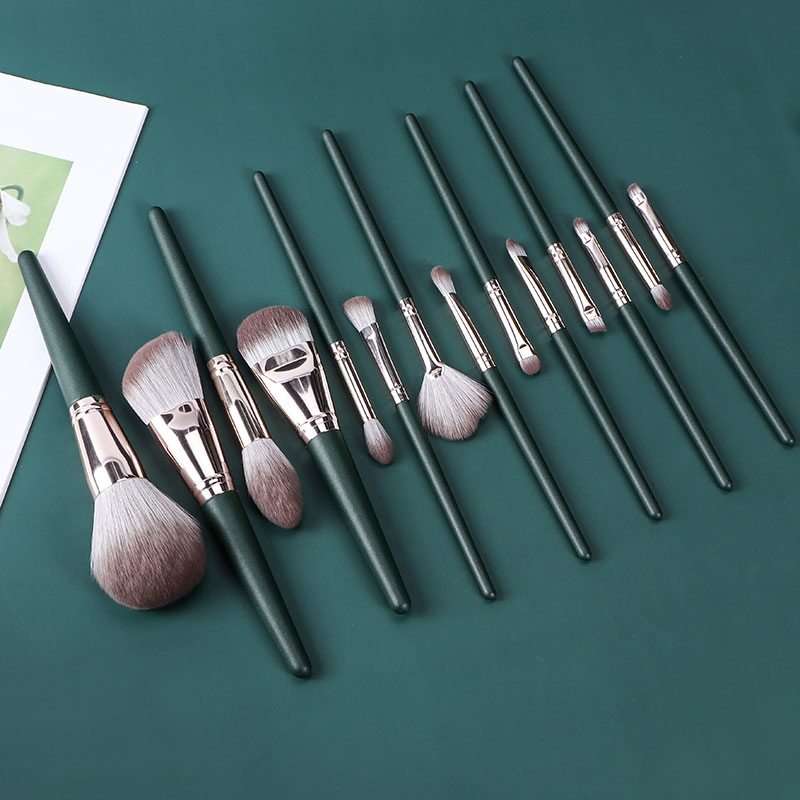 OEM Professional Makeup Brush Set 14PCS Dark Green Vegan Eyeshadow Brush Foundation Brush Cosmetics Brush Set