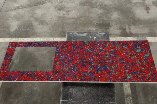 China Building Material 20mm 30mm Red Artificial Crystal Stones Quartz Stone Slab Kitchen Countertop