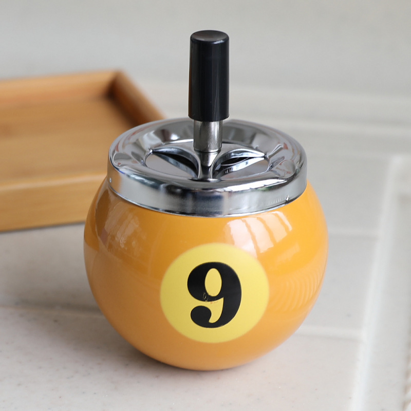 Smoking Accessories Creative Lidded Ashtray Billiard Metal Material Home Decorative Item