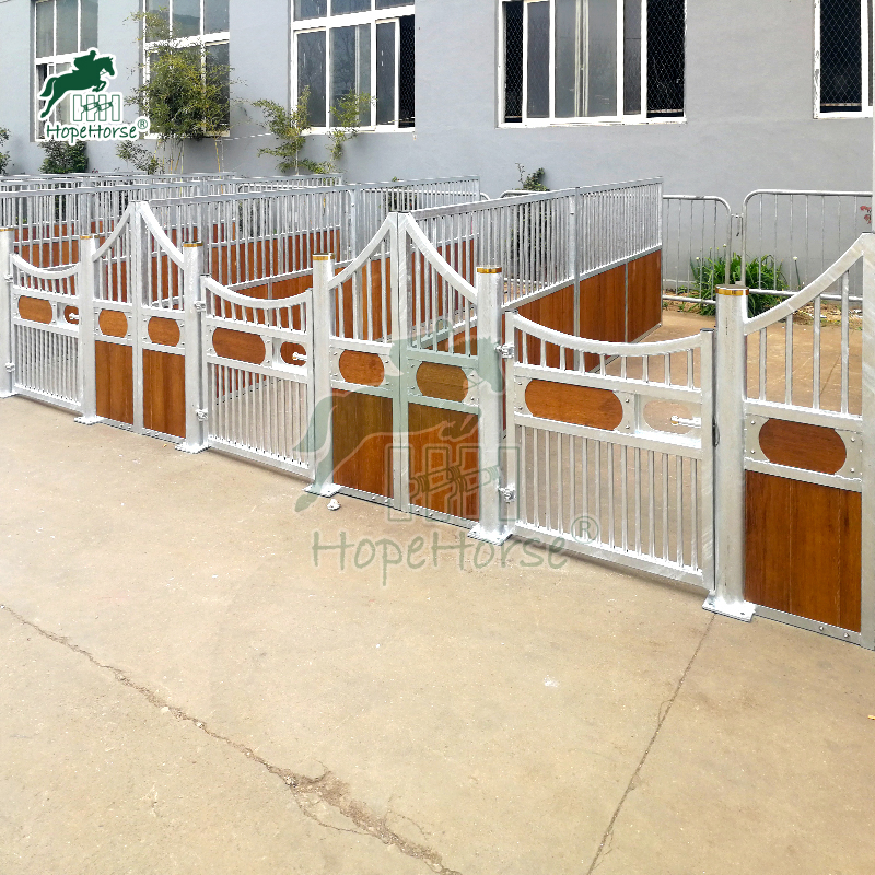 New Design Galvanized Steel Portable Horse Stables