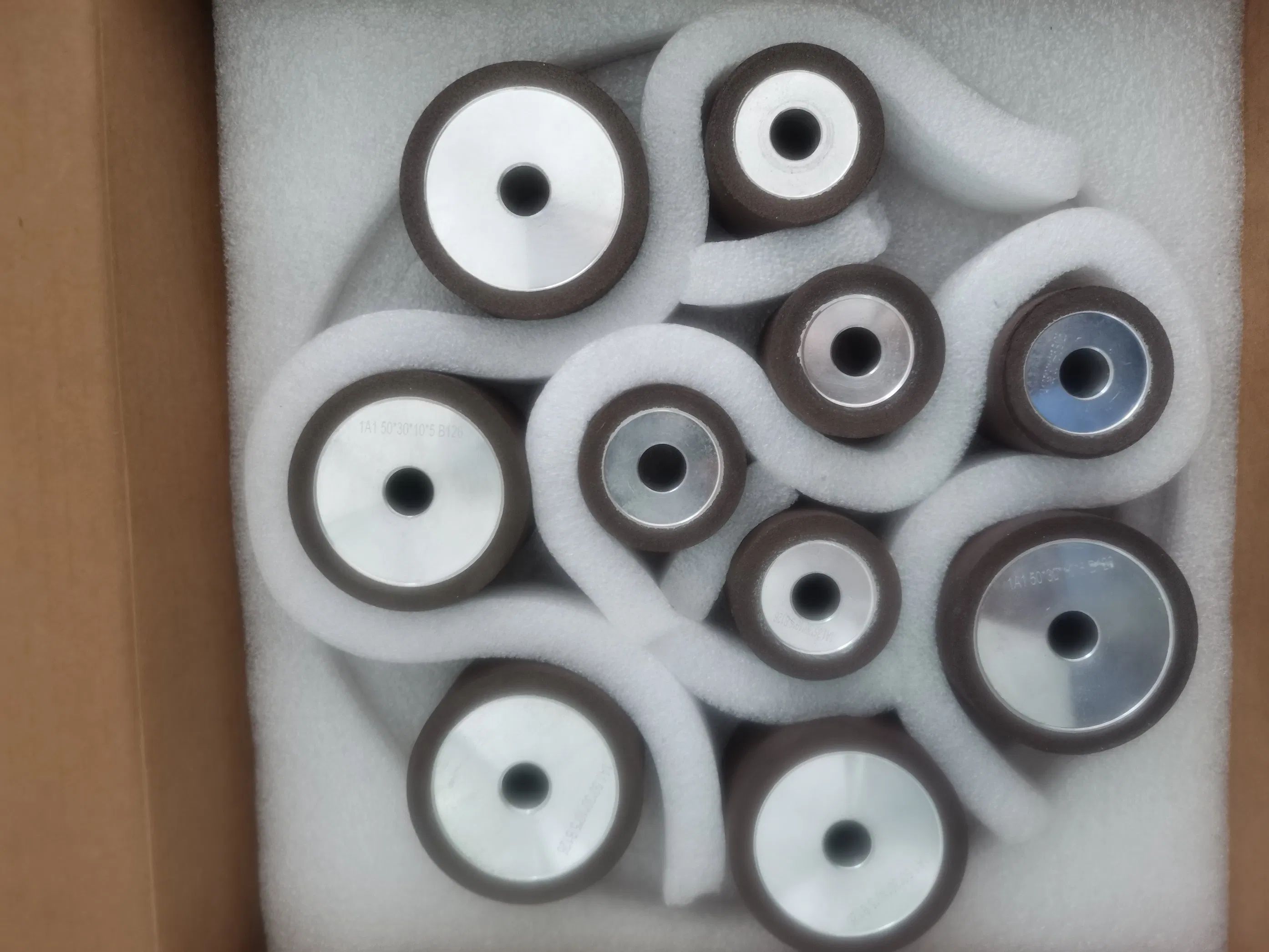 CBN Grinding Wheel Resin Bond Grinding Tempered Materials Hardness 58-60 HRC