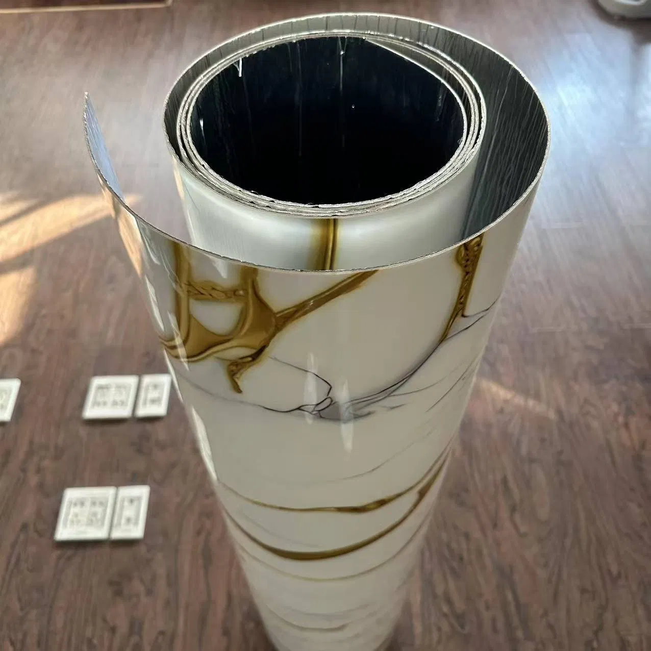 Водостойкие самоклеящиеся обои под мрамор 1.22x2.8 м