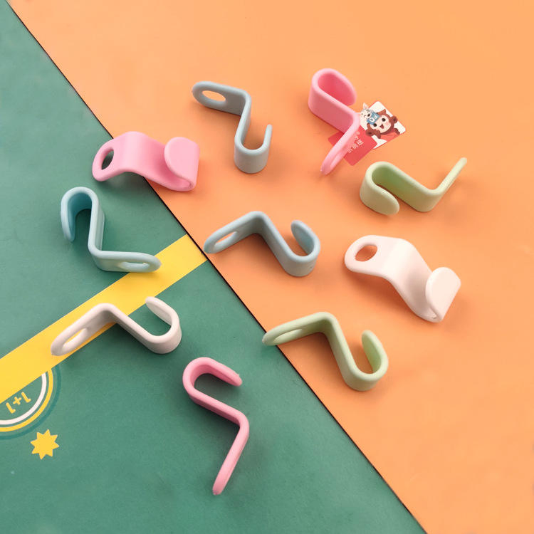 Wholesale Space-Saving Cascading Clothes Connector Hook Magic Connection Plastic Hangers