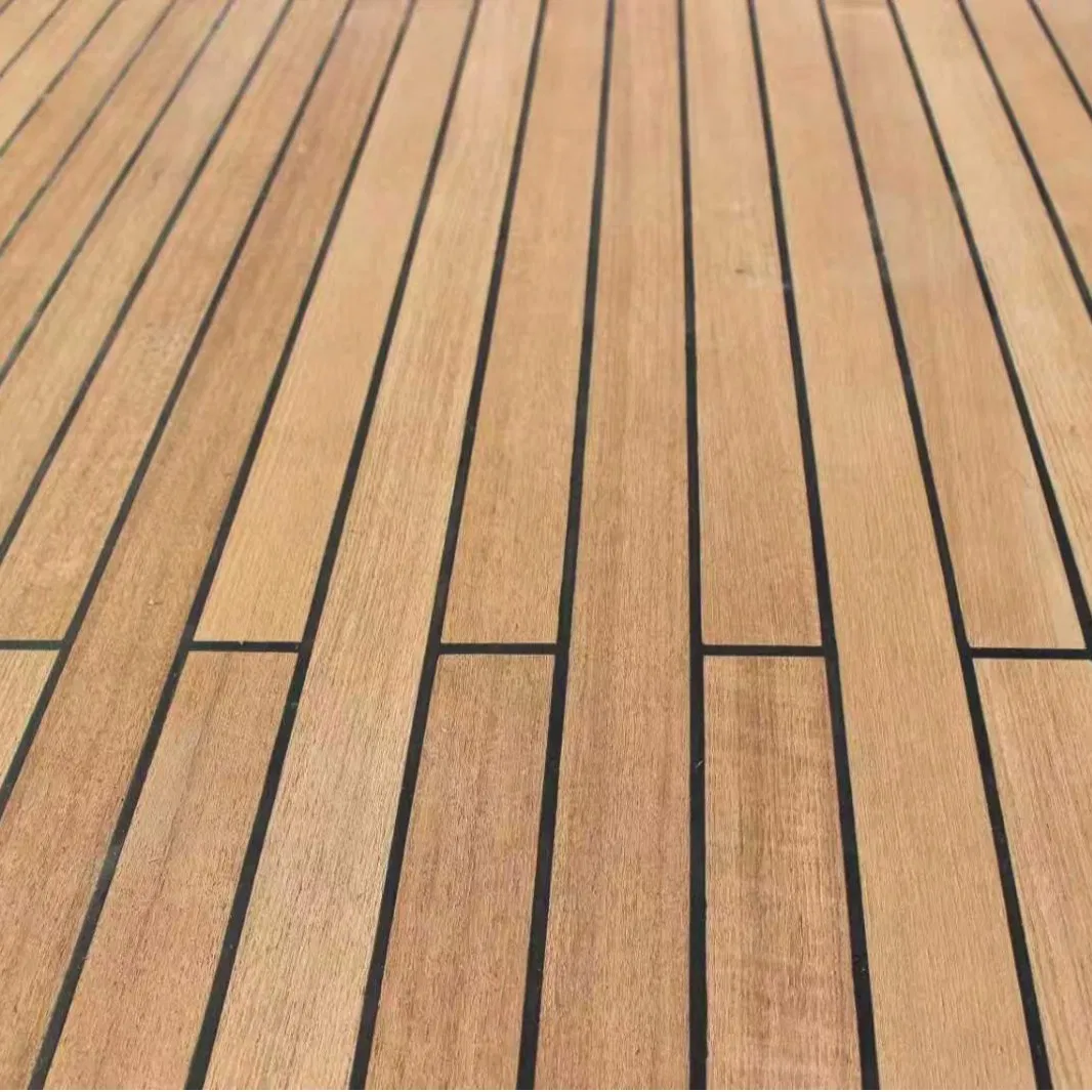 Деревянный настил для яхт, бассейнов и автодомов