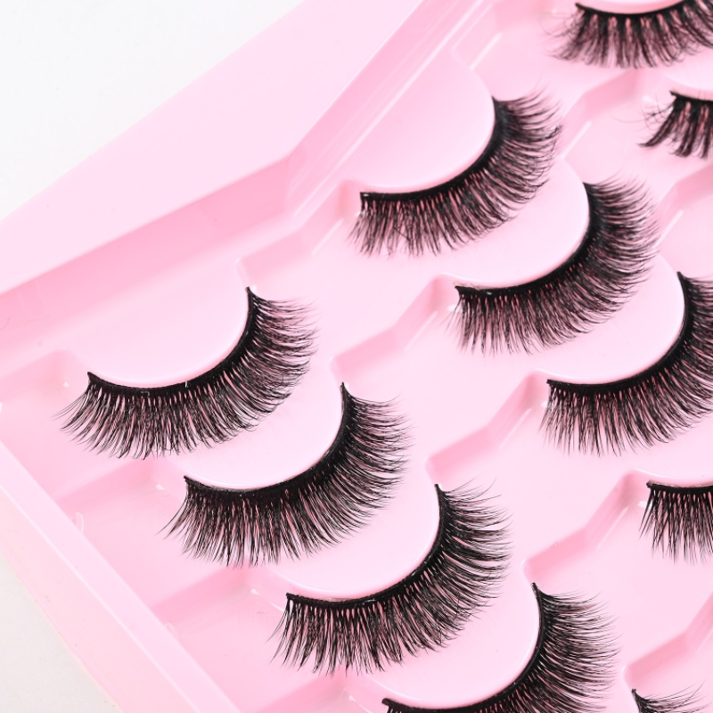 The Exquisite, Lifelike, Voluminous and Lifted False Eyelashes