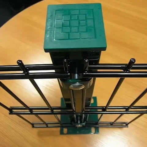 Long-Lasting Double Wire Fence with 40X40mm Post Configuration