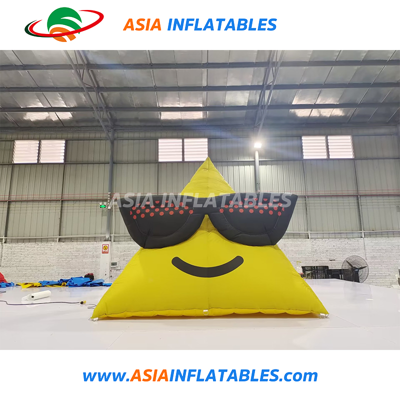 Inflatable Smiley Faces Replicas for Advertising and Events