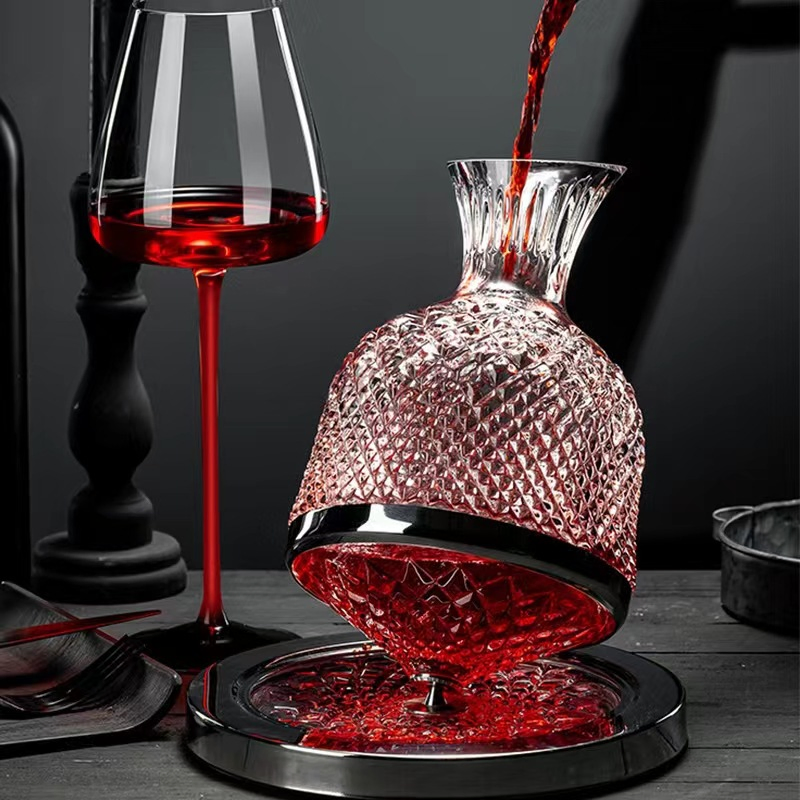 Hot Selling Luxury Modern Minimalist Transparent Glass Shaking Rotating Wine Dispenser