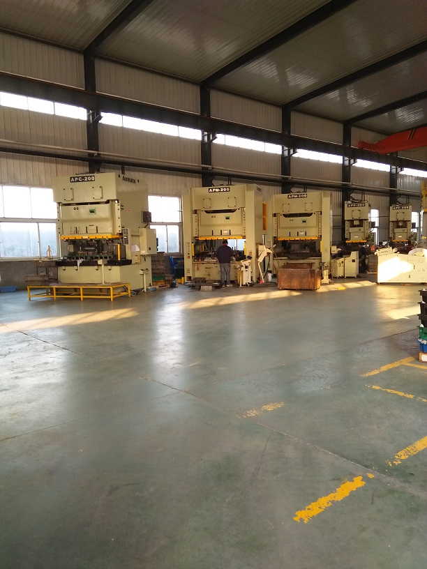 Customized Aluminum Gravity Casting and Machining Valve Body for High Speed Train