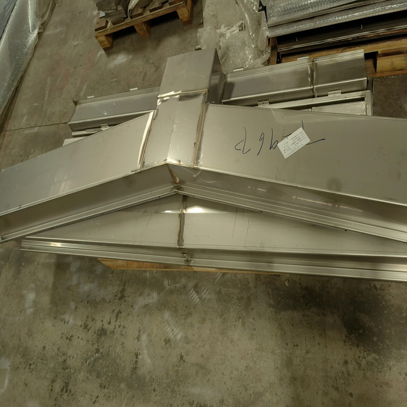 Exploring The Styles and Shapes of Stainless Steel Gutters
