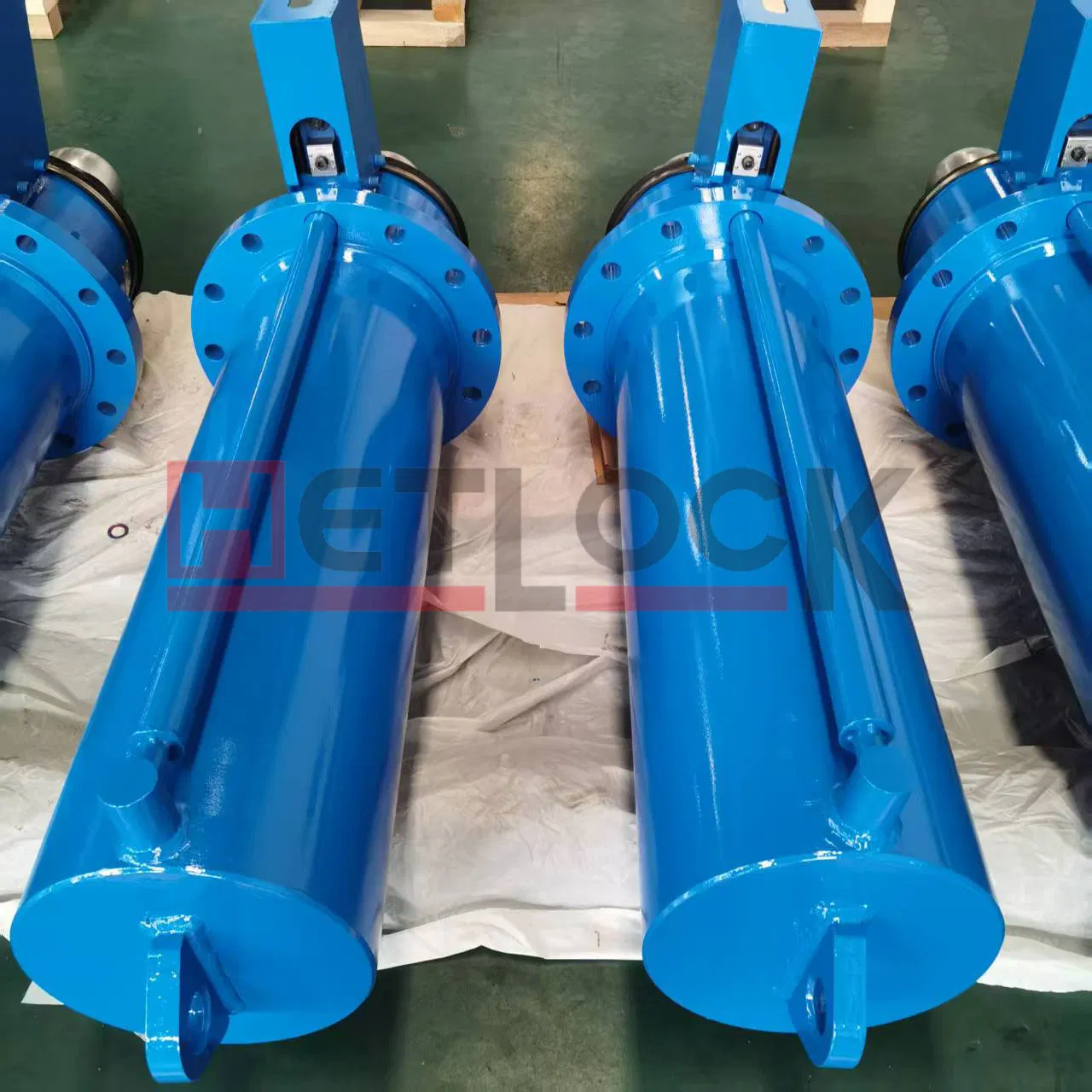 Гидравлический цилиндр двойного действия для горнодобывающей техники