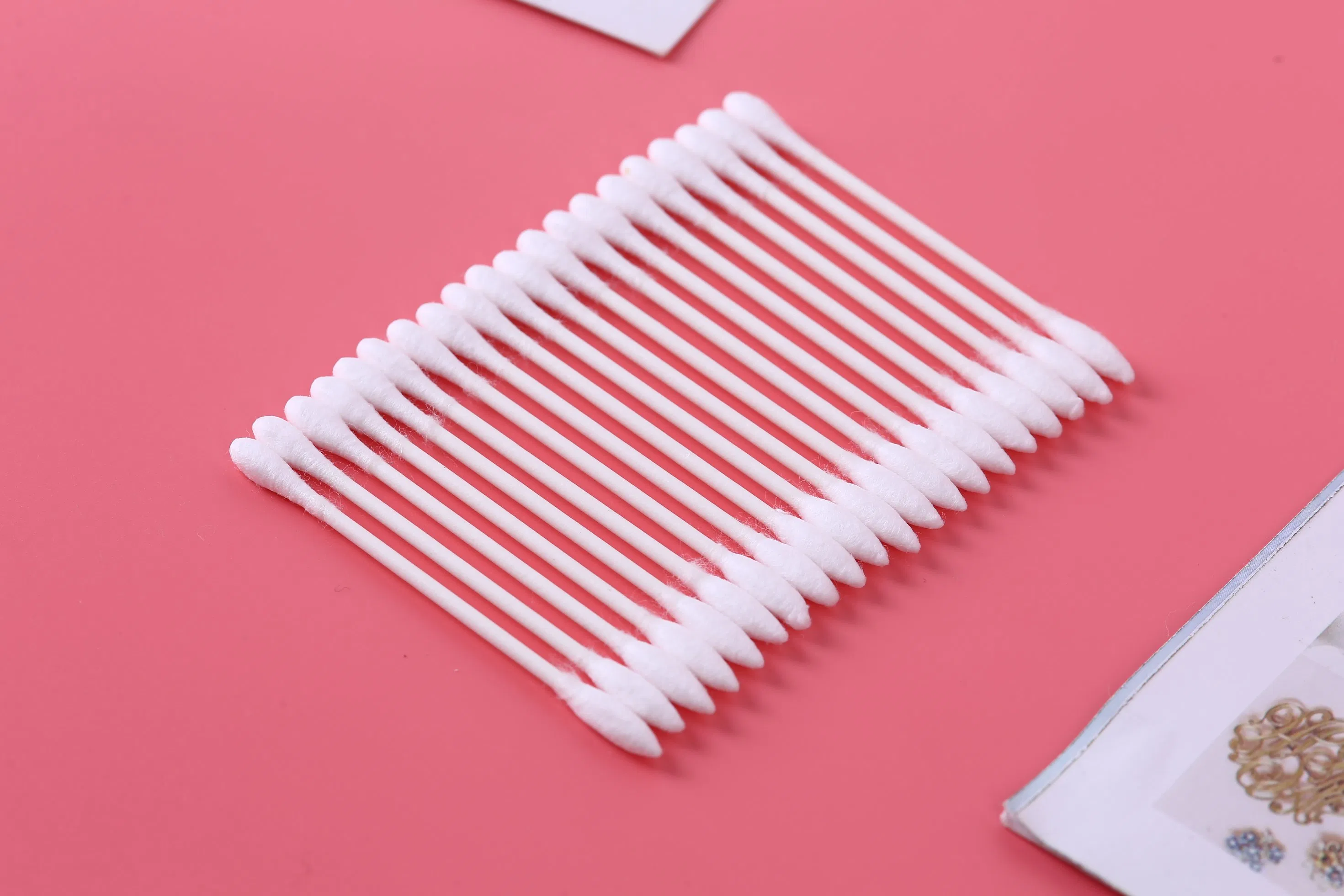 Cotton Buds or Cotton Swab in Plastic Tube