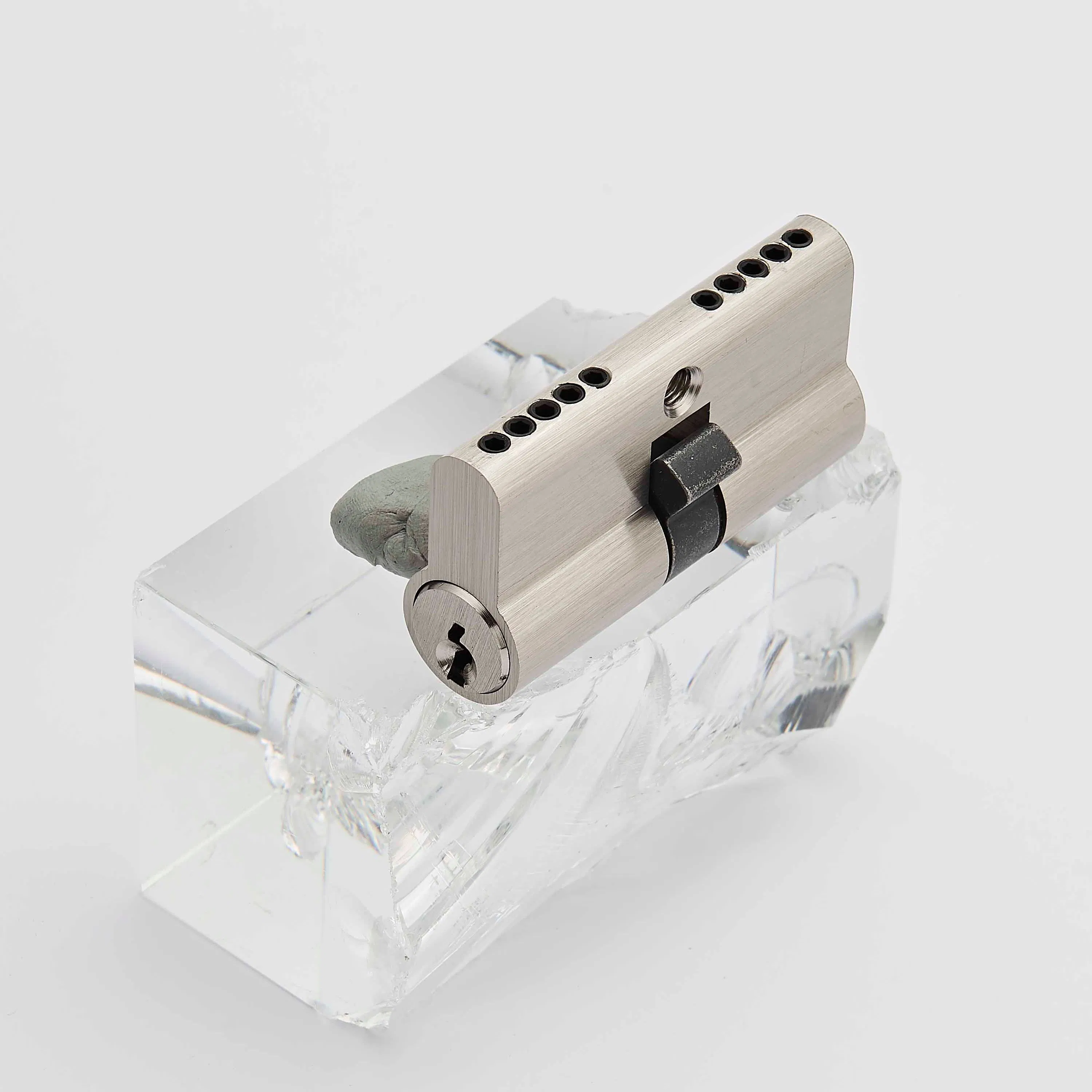 Multi Functional High Security Door Accessories Lock Key Door Cylinder for Apartment