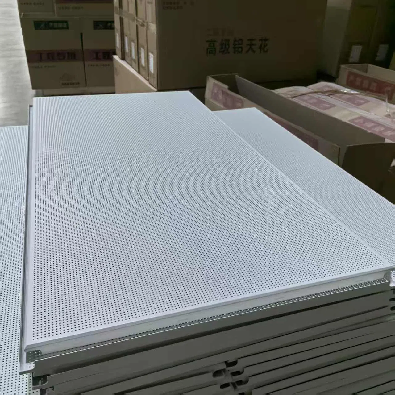 Good Quality Competitive Price Aluminum Clip in Ceiling Tile Board