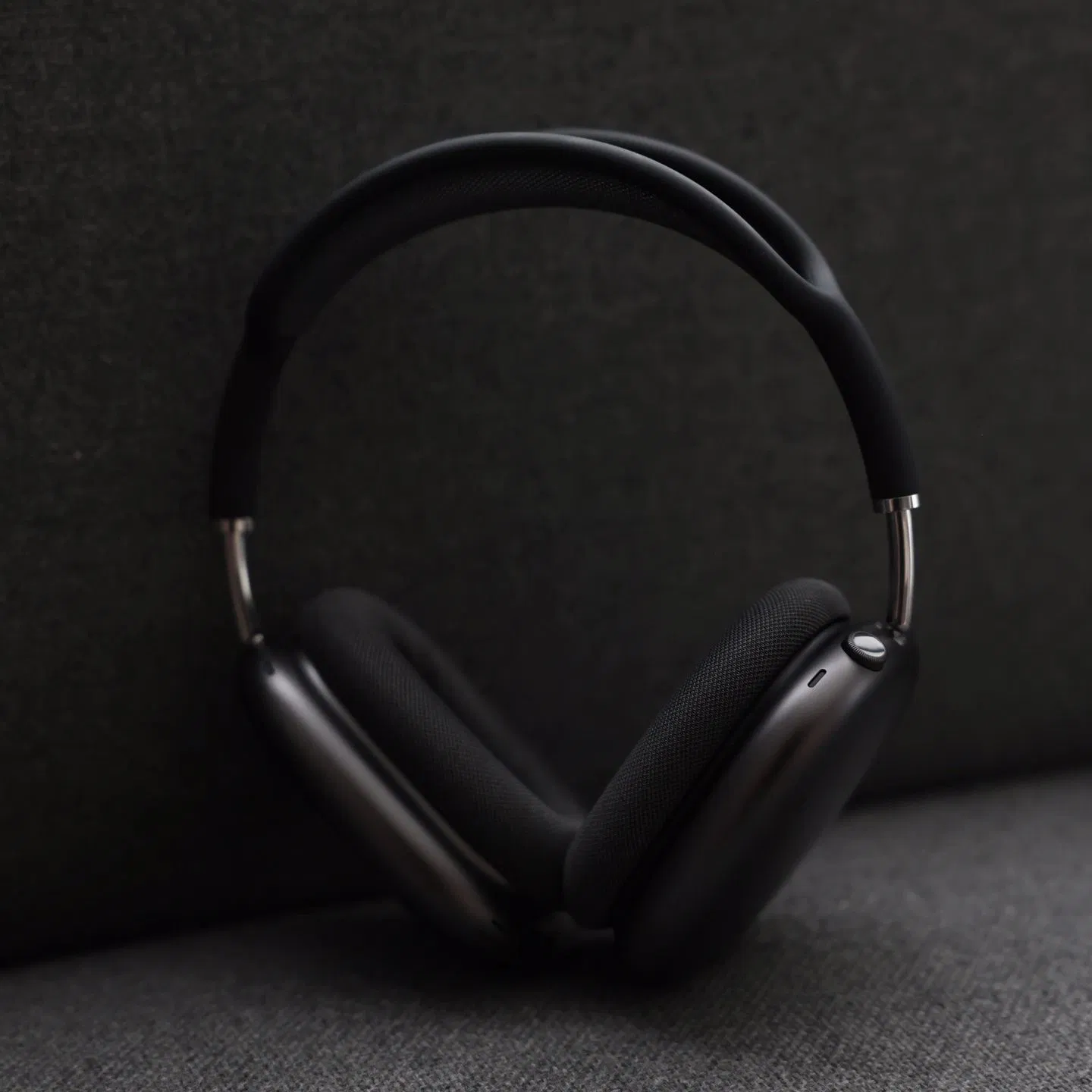 This One Is Enough, 1: 1 Original Quality - Max (with Valid Serial Number) Stereo HiFi Headphones Spatial Audio & Noice Reduction Headset