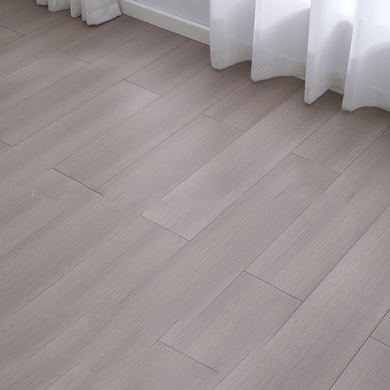 American Red Oak Solid Wood Flooring Wear-Resistant Bedroom Living Room 18mm Hardwood Floor