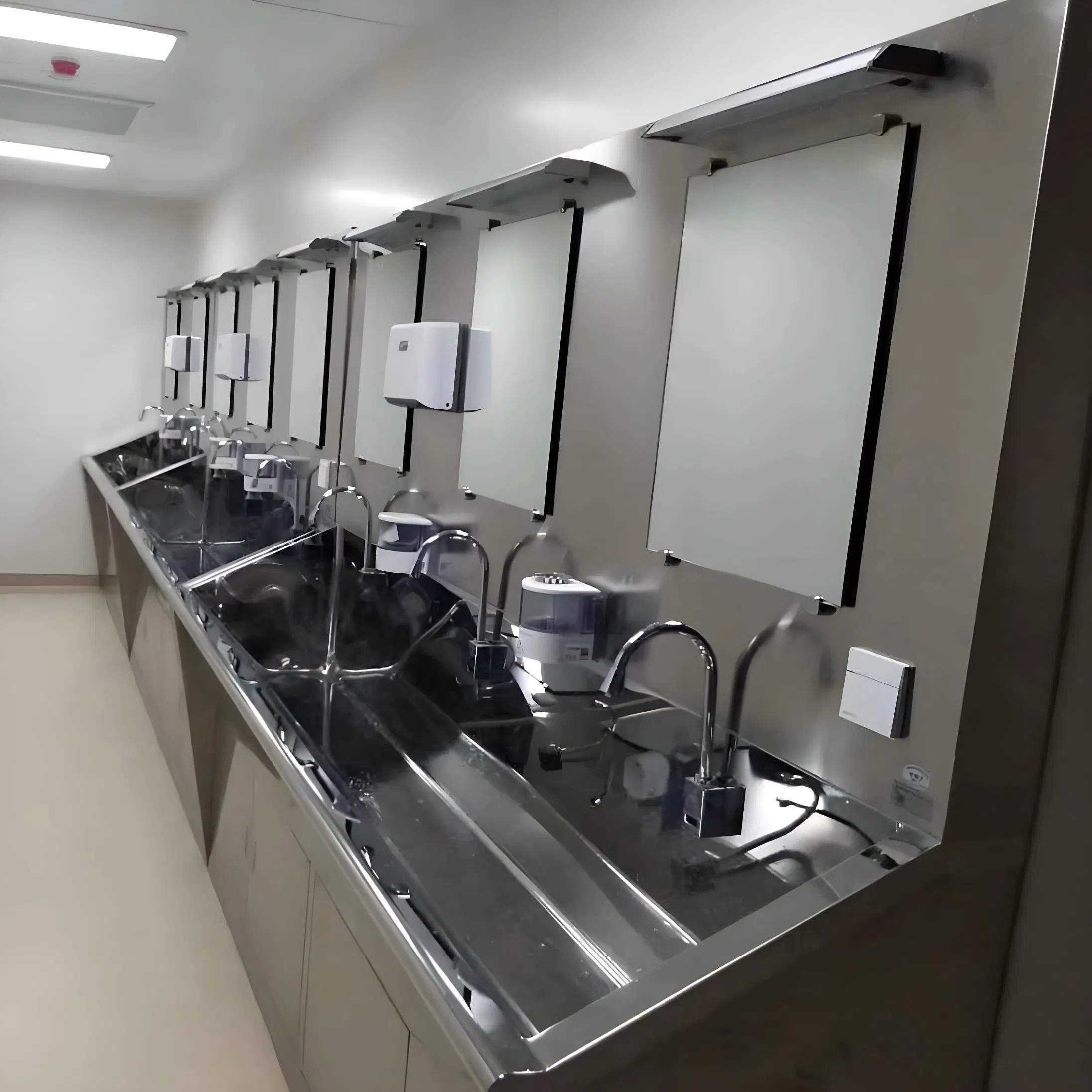 Pedal-Operated Hand Washing Disinfection Basin for Operating Room