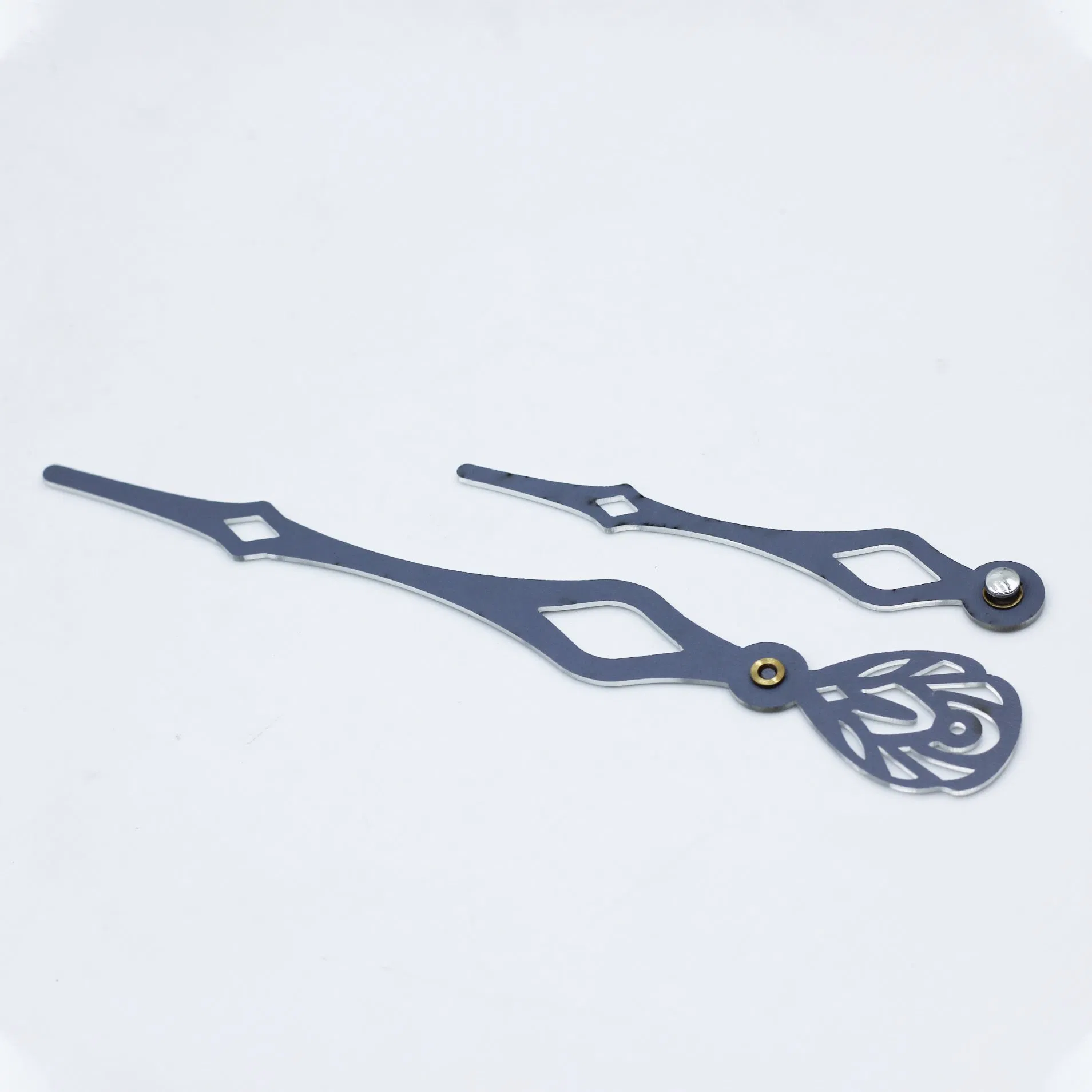 Battery-Powered Skeleton Quartz Movement with Adjustable Shaft for Thick Transparent Dials