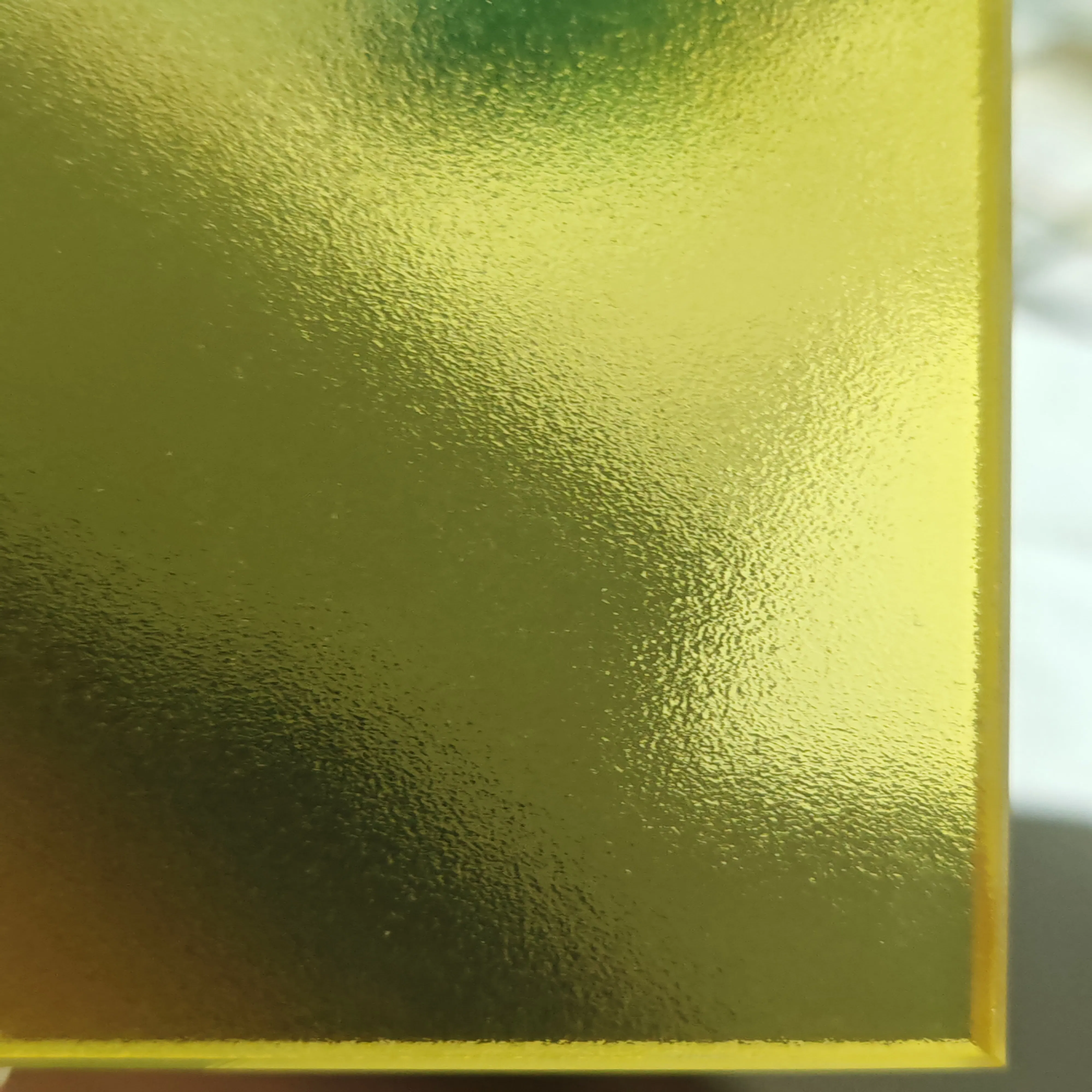 Decorative Laminated Glass Panels for a Modern Aesthetic