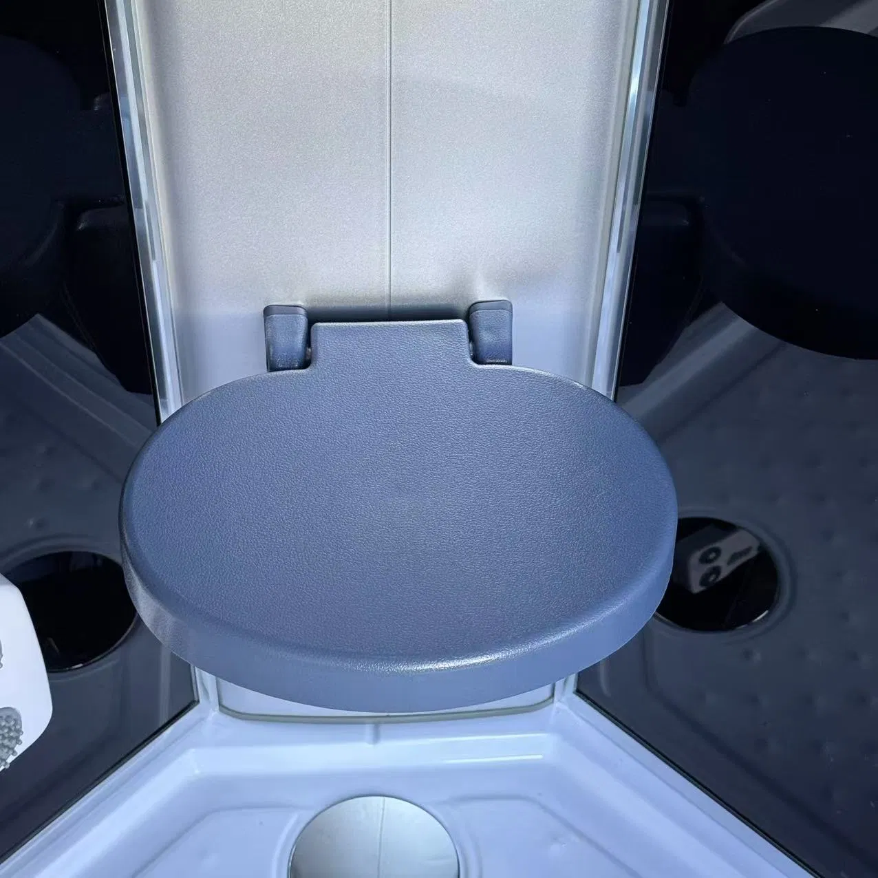 Personal Computer Controlled Closed Steam Shower Room