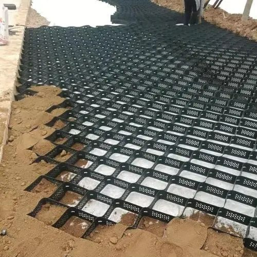 Slope Protection and Reinforcement Plastic Driveway HDPE Gravel Grid Geocells for Road