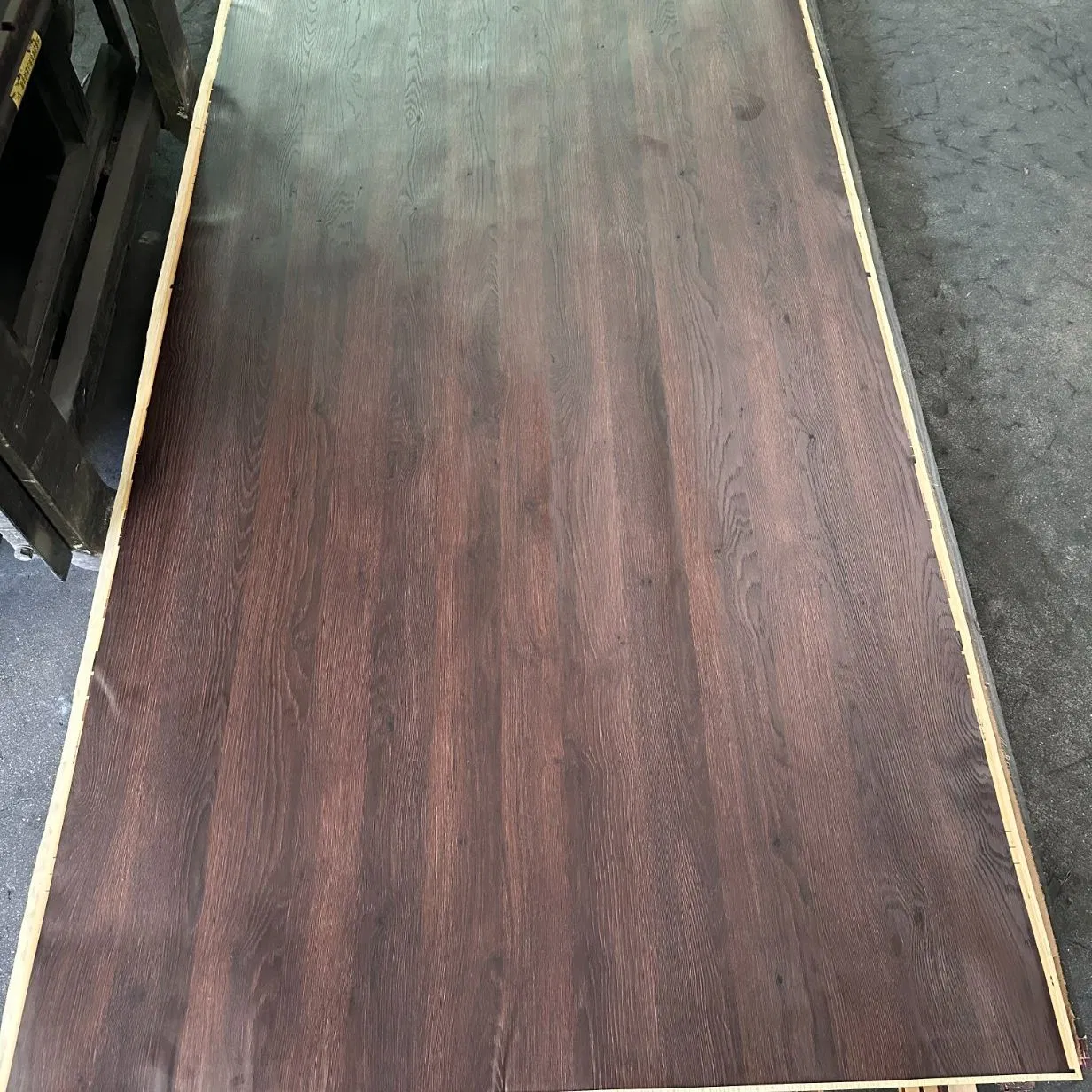 Impregnated Melamine Faced Engineered Veneer Lvp for Door Cabinet and Furniture