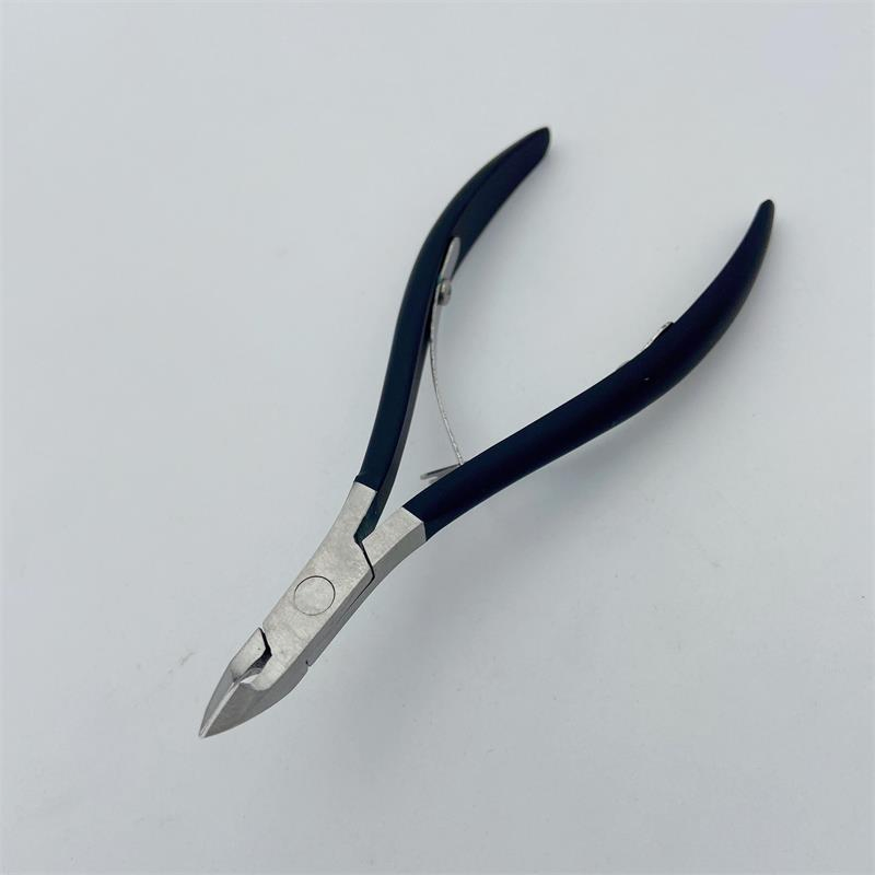Medium Size Cuticle Nail Nipper Toe Finger Nail Clipper with Single Spring