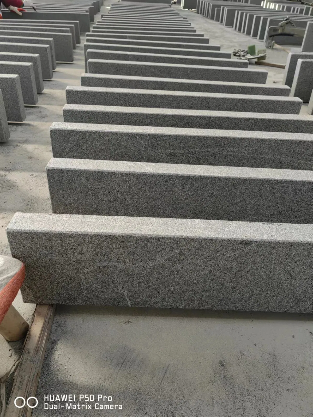 China Grey/Black/Limestone/Yellow /Whitegranite Curbs, Kerbstone, Curbstone, Kerbs