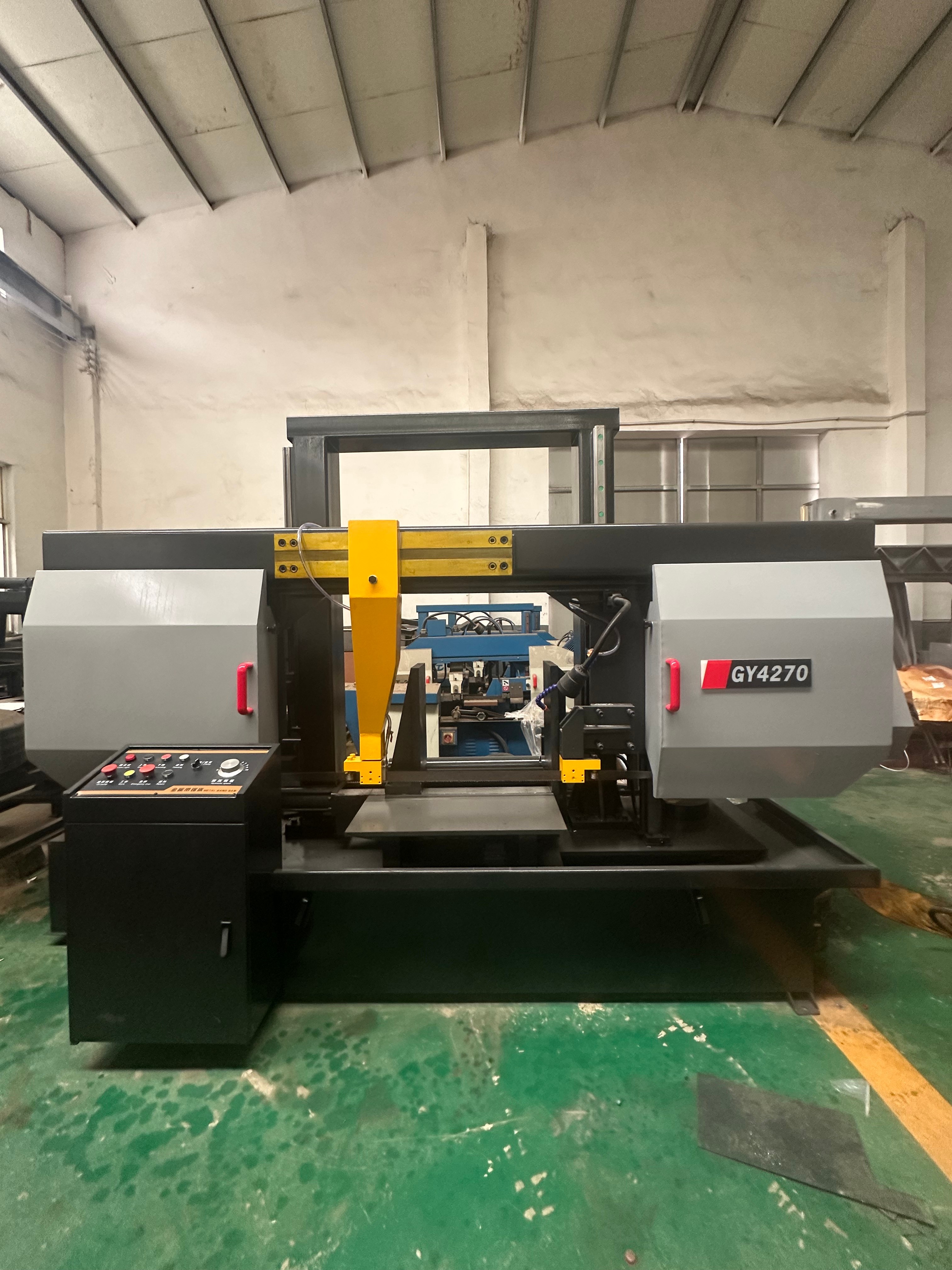 Станок ленточнопильный горизонтальный