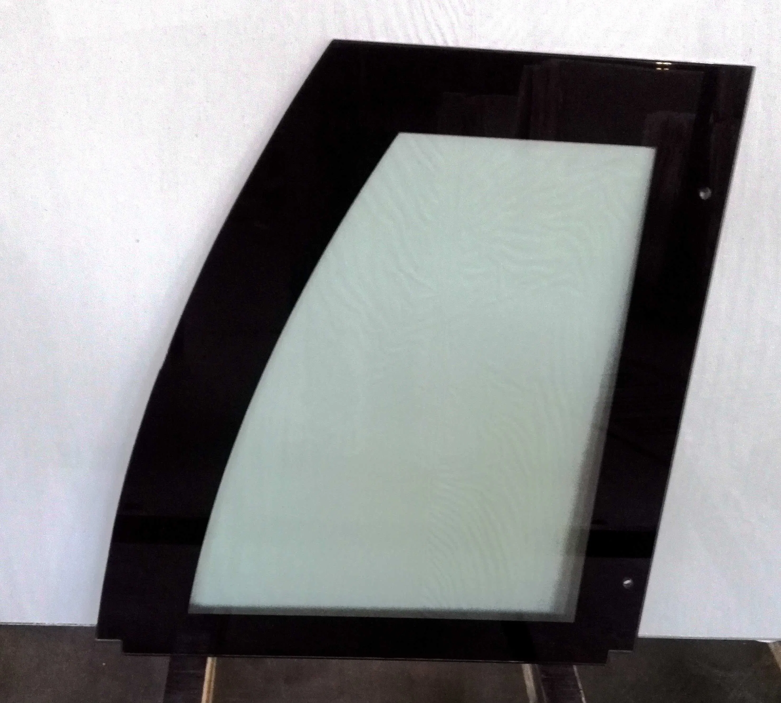 High Quality Tempered Color Laquered Countertop Cake Showcase Glass
