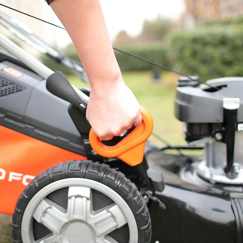 Yard Force Honda 202cc Self-Propelled Lawn Mower, 53cm Steel Deck & 7-Level Cutting - 65L Hybrid Bag, Mulching/Side Discharge - GM H53