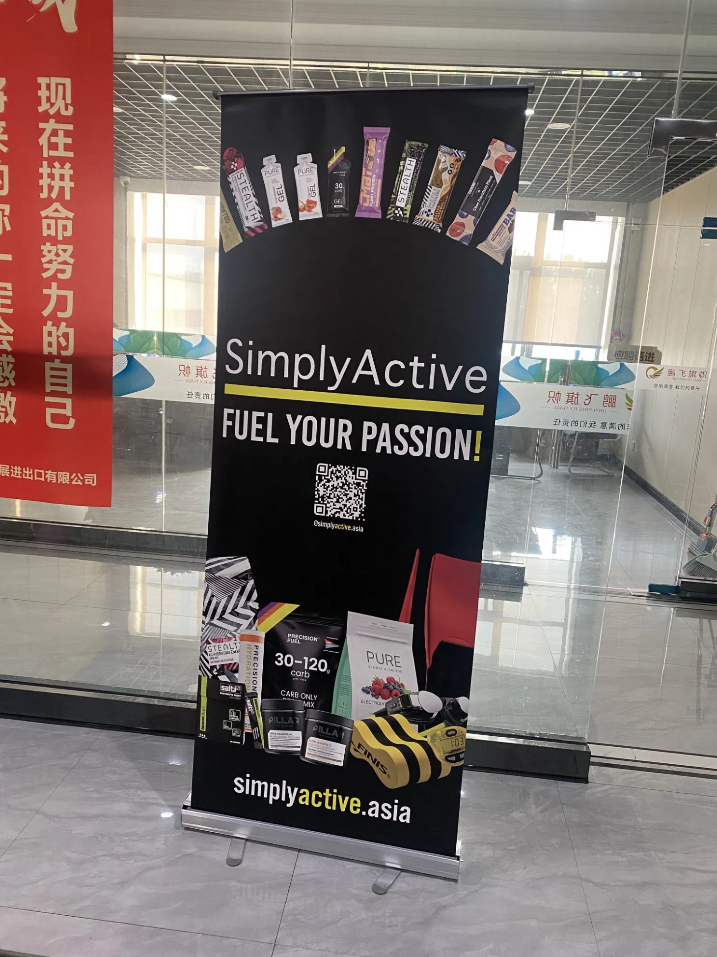 Portable Aluminum Alloy Vertical Retractable Roll up Banner Stand for Tradeshow Birthday Conferences