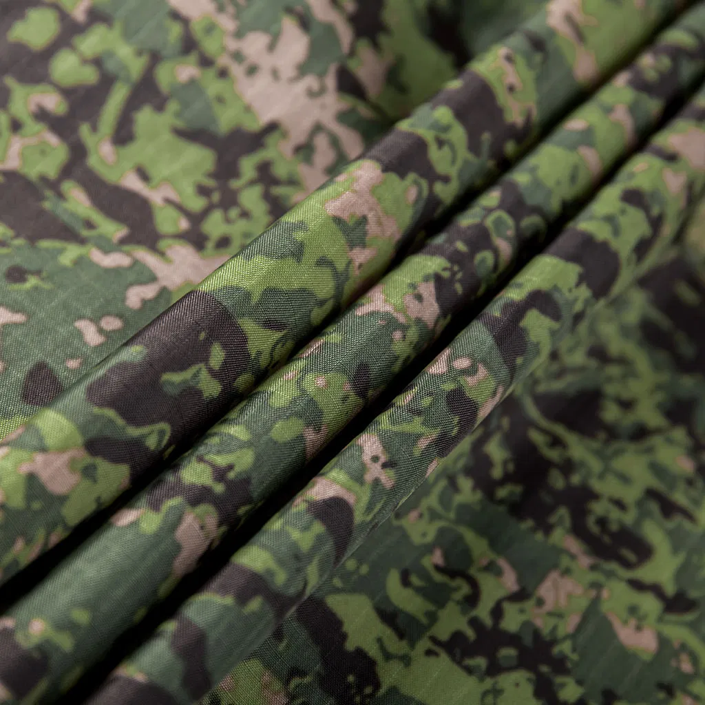 Durable Waterproof Jungle Camouflage Poncho Nylon Raincoat with PU Coating