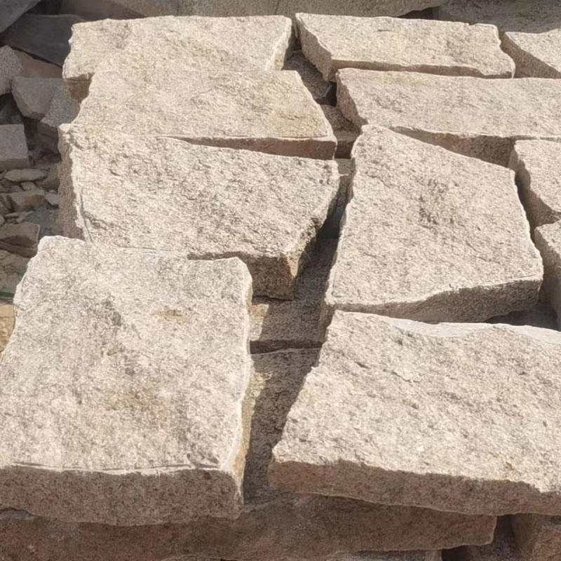 China Yellow Granite Stone Garden Floor Paving & Driveway Pavers