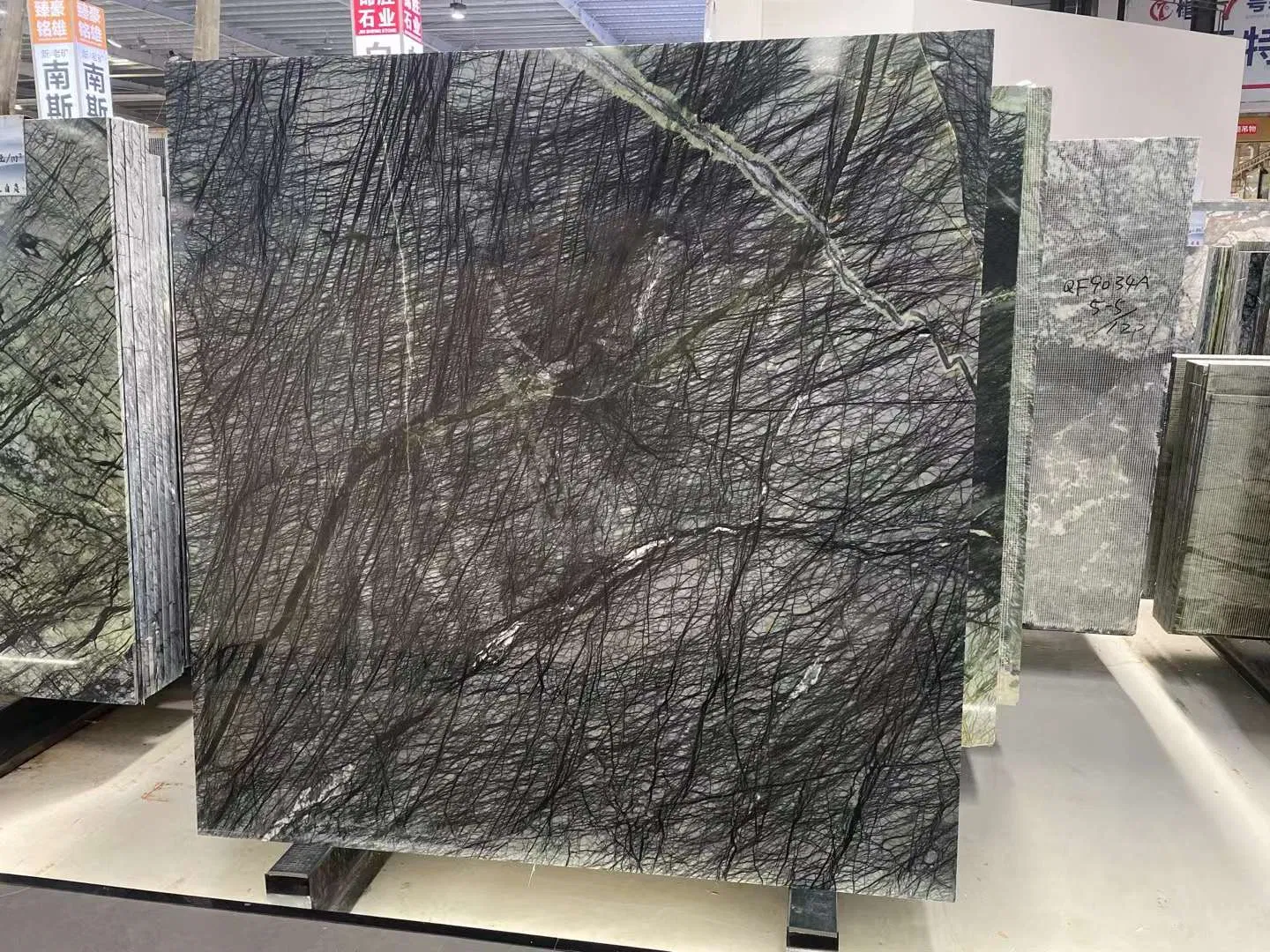2024 China Green Stone Factory Price Wholesale for Interior