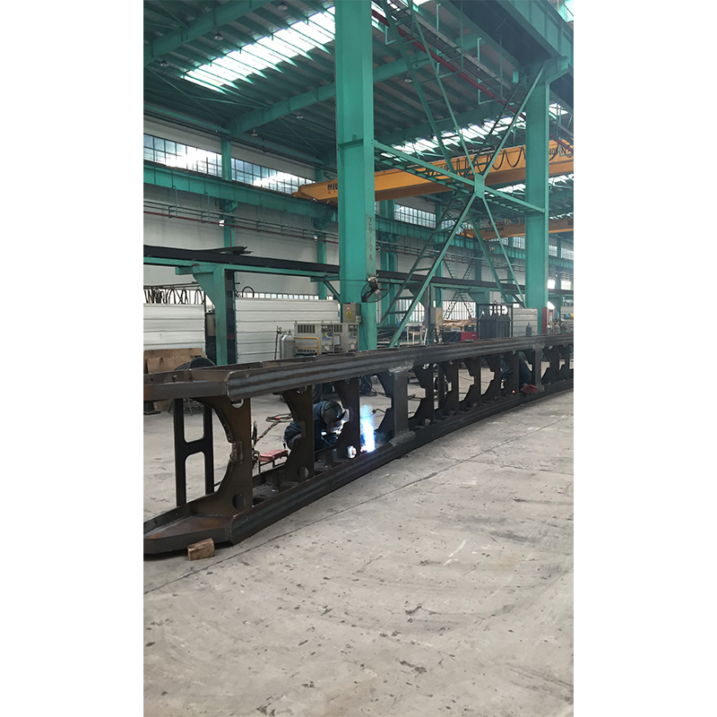 Custom Steel Structure and Welded Steel Beam for Prefabricated Components