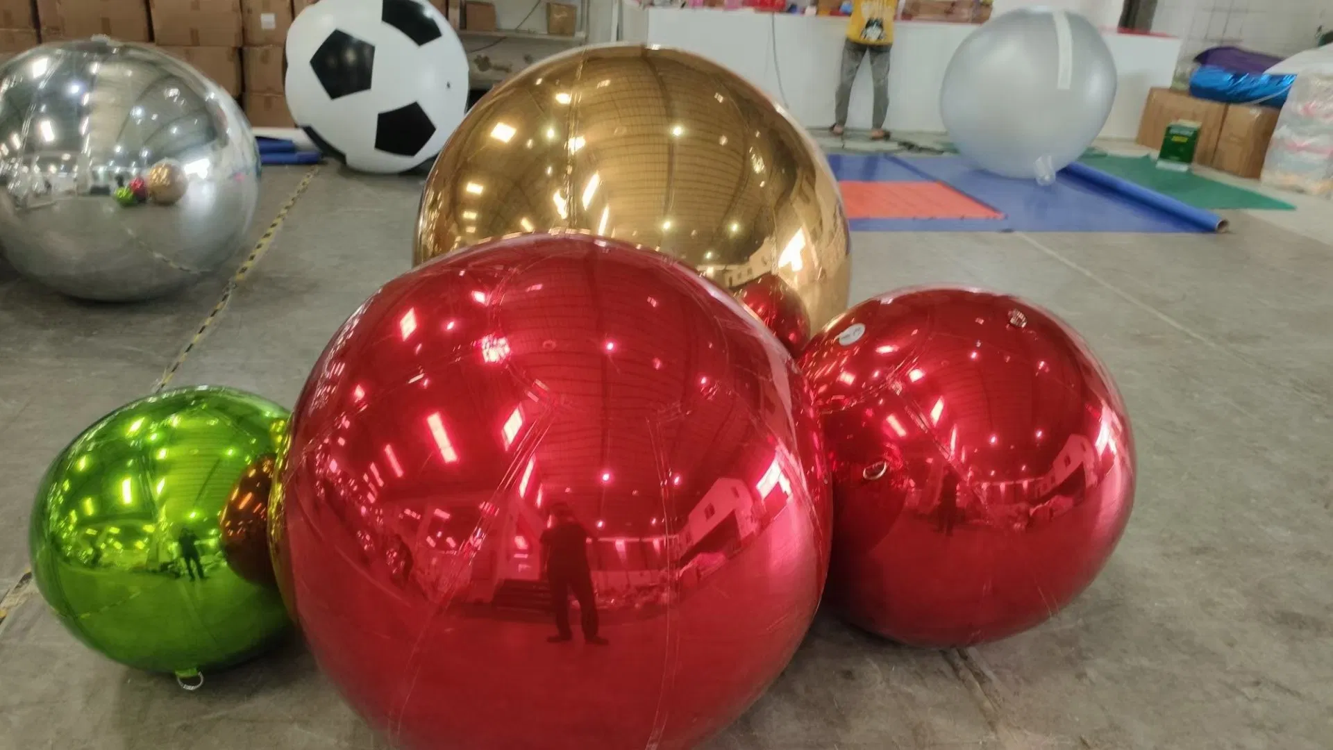 Giant Air Sealed Inflatable Mirror Ball for Shopping Mall Party Decoration