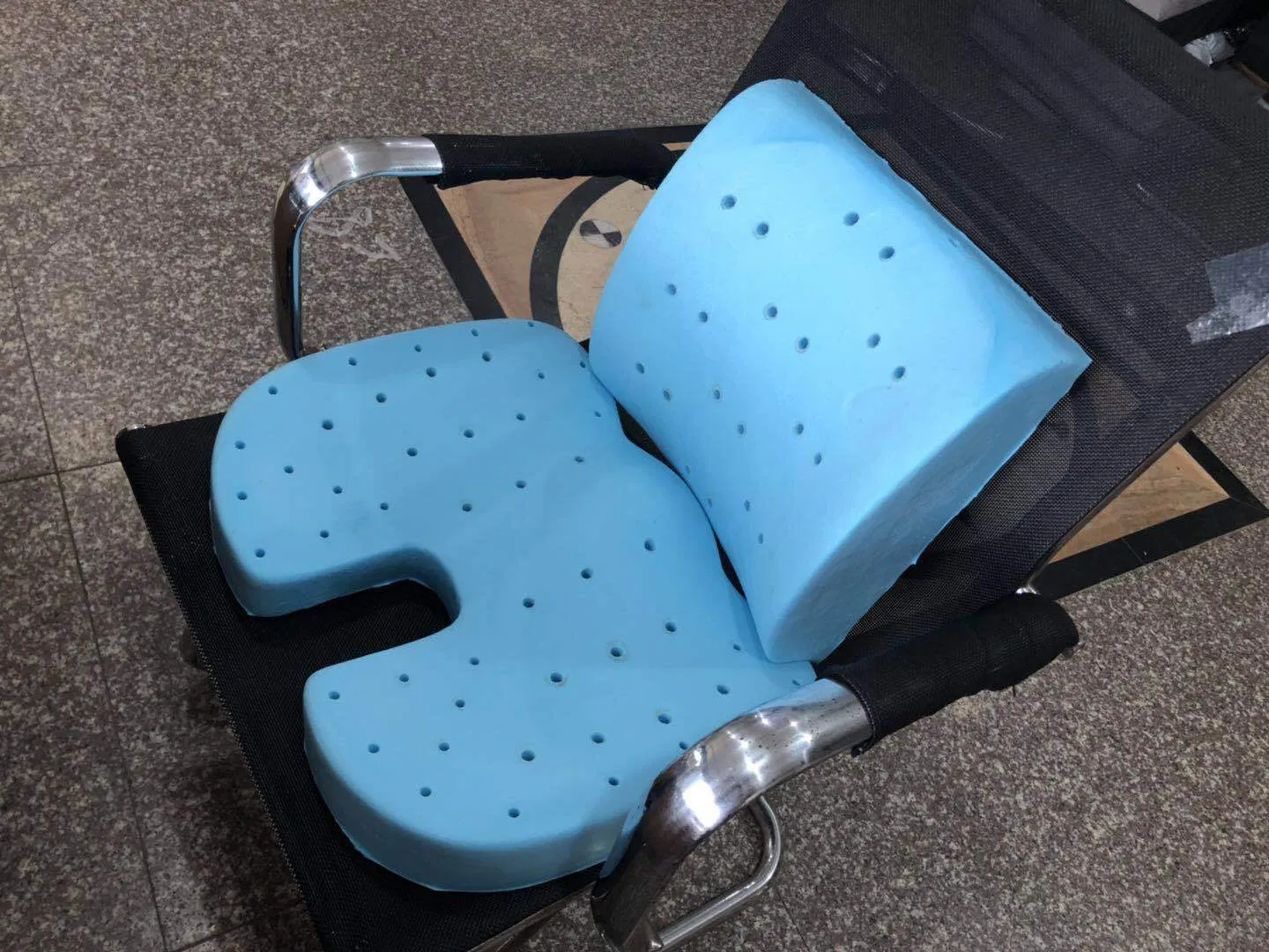 Breathable Office Memory Sponge Cushion Bamboo Cover with Handbag Very Comfortable Memory Foam Cushion