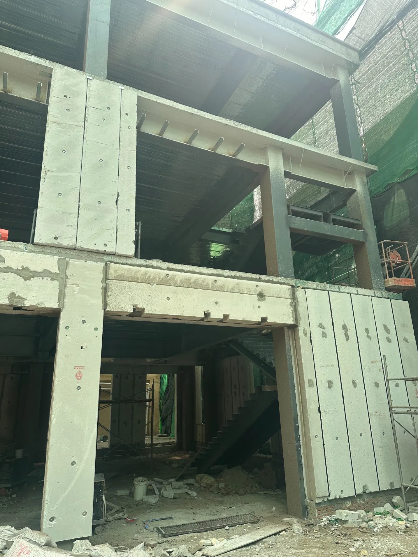 Fireproof SIP Wall Panels for Enhanced Safety and Insulation