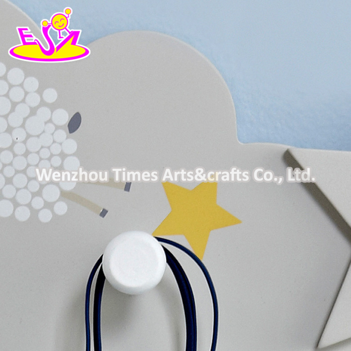New Design Beautiful Kids Wooden Decorative Hooks for Sale W09b074