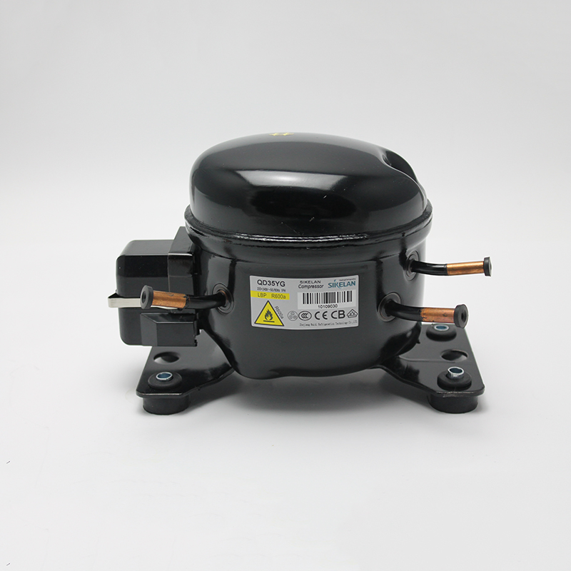 AC Refrigeration Parts R600A Hermetice Mini Refrigerator Compressor Qd35yg 220V