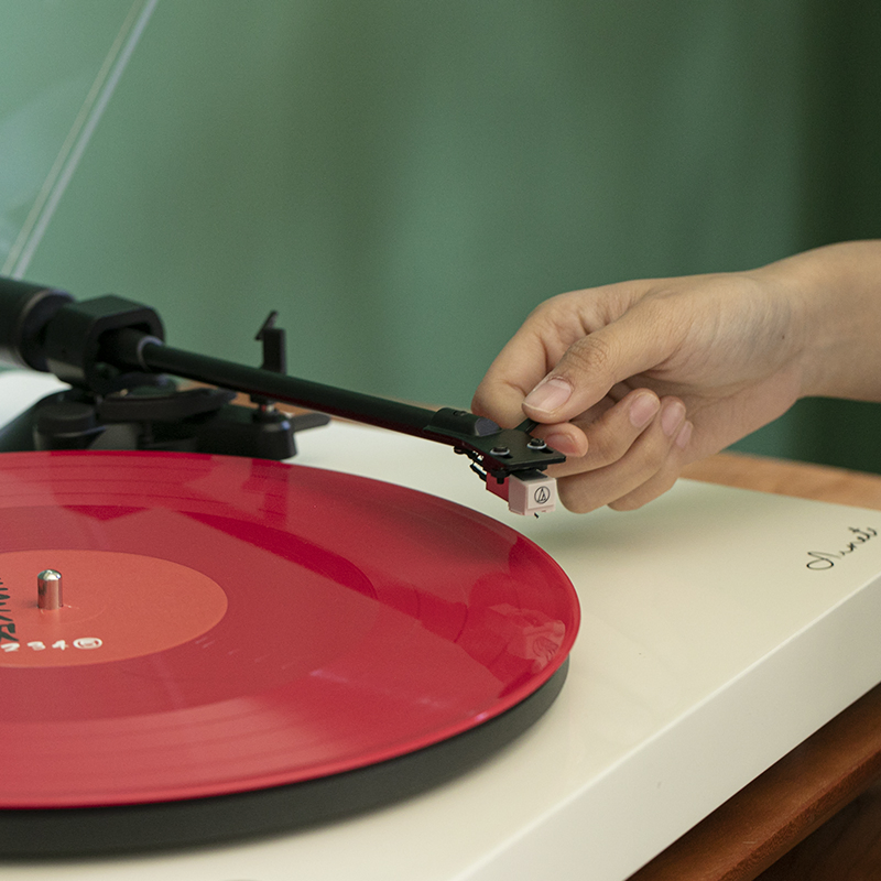 Vinyl Record Player Black White 33/45rmp Gramophone Phonogram