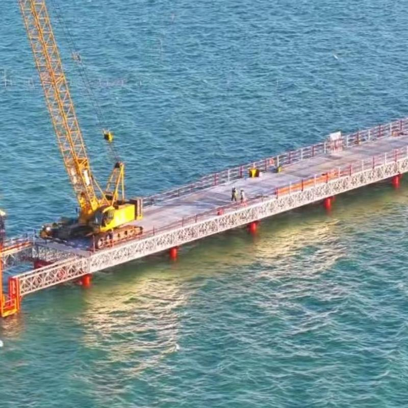 Robust Bailey Bridge for Fast Emergency Roadway Repairs