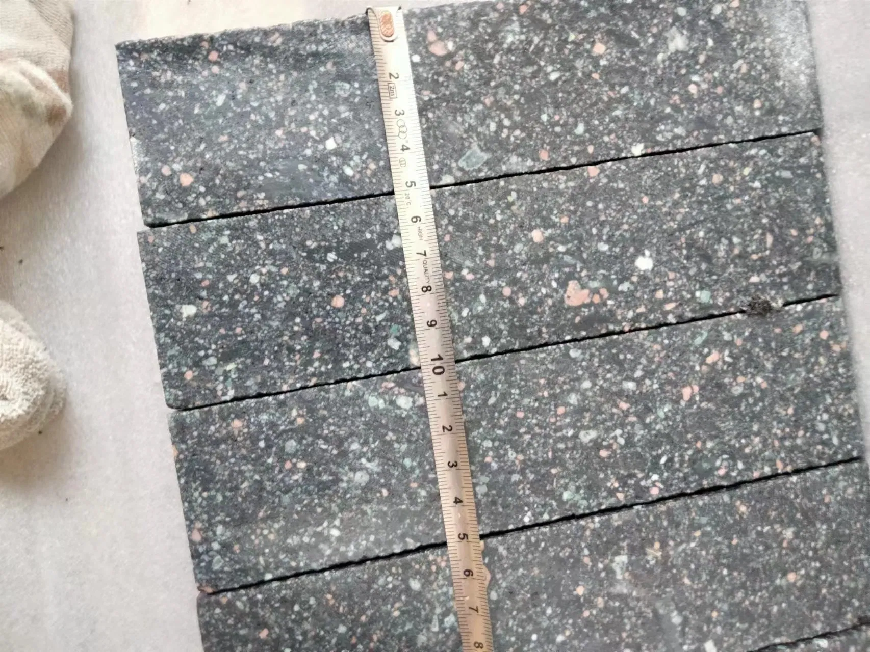 Natural Green Granite Stone Porphyry Stone Pavers for Sale